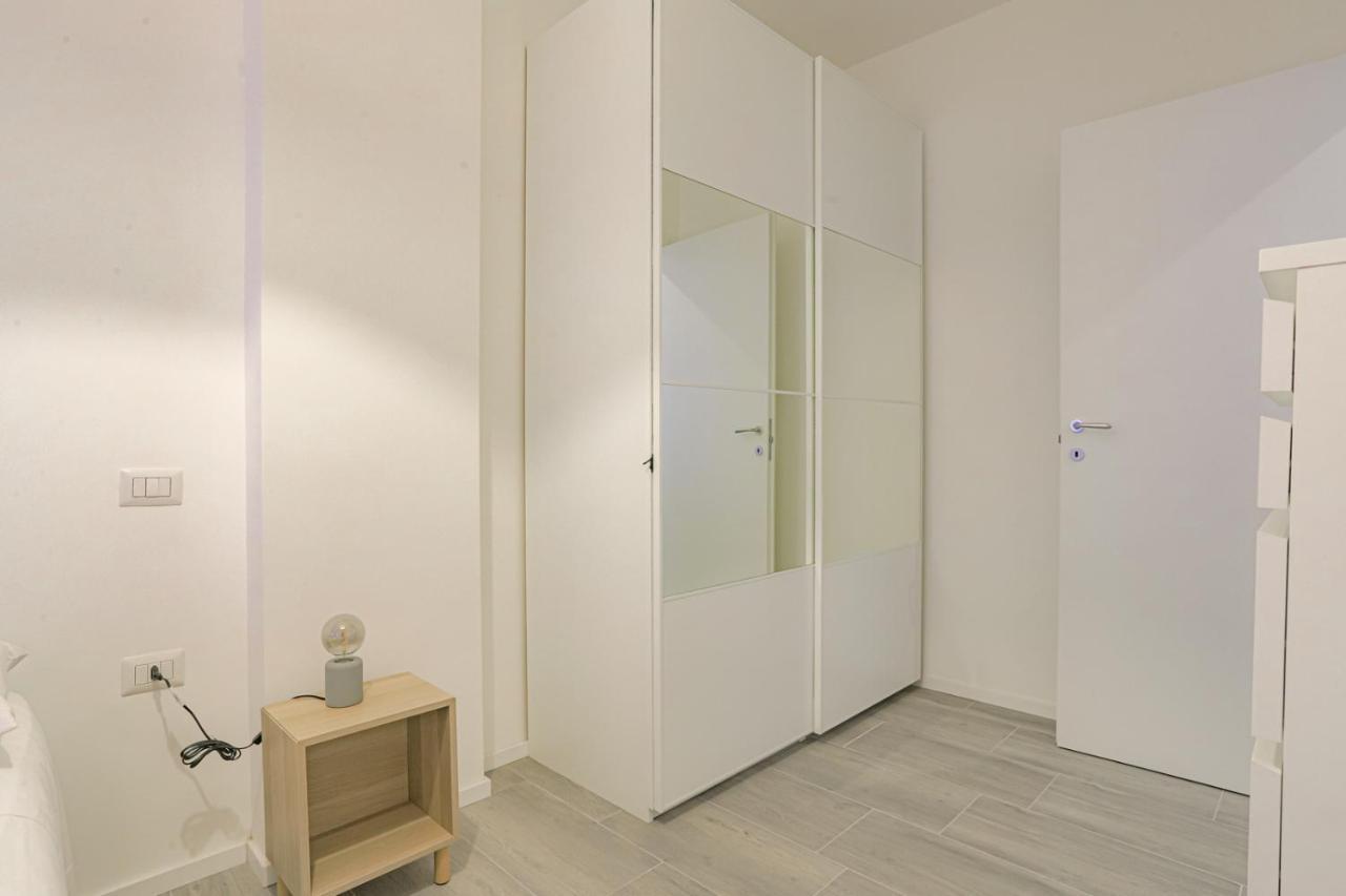 Tiburtina Flam Guest House Рим Экстерьер фото