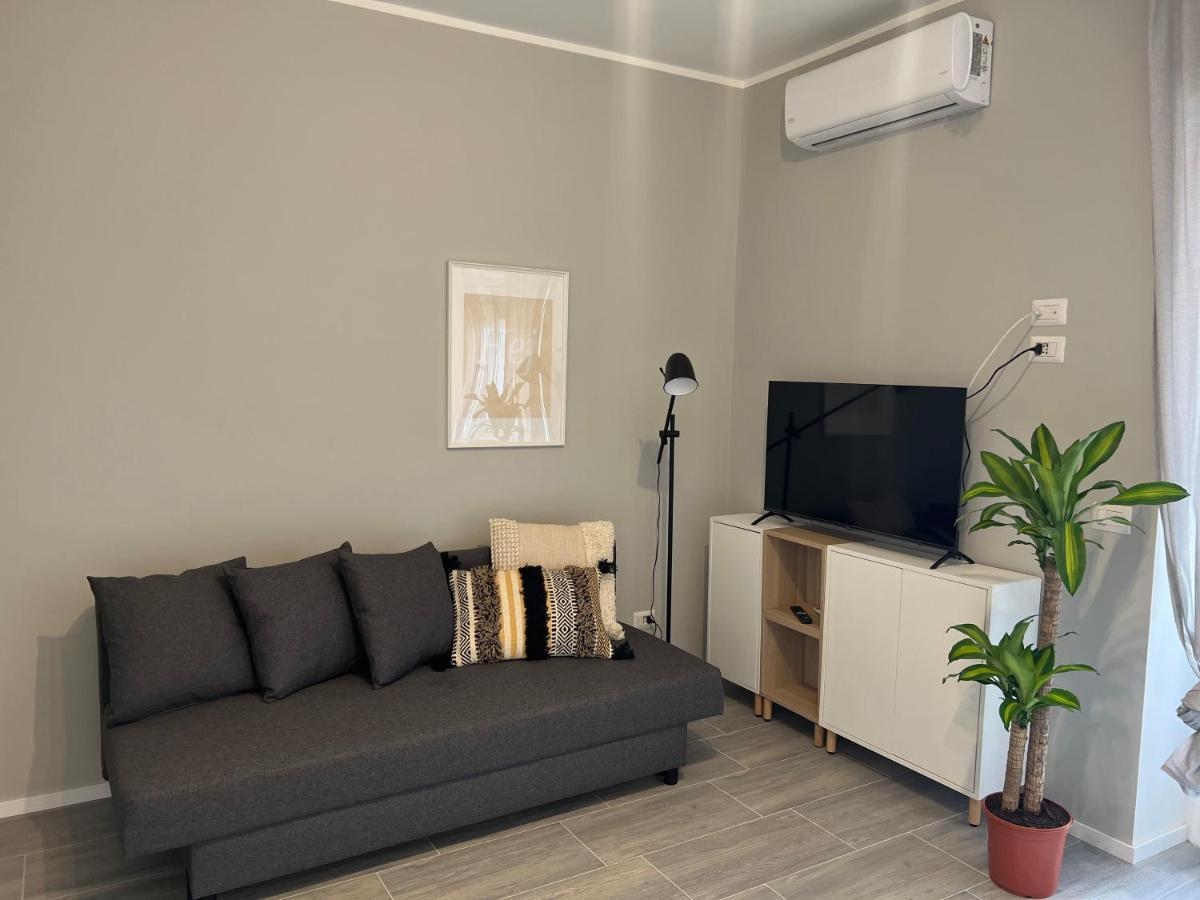 Tiburtina Flam Guest House Рим Экстерьер фото