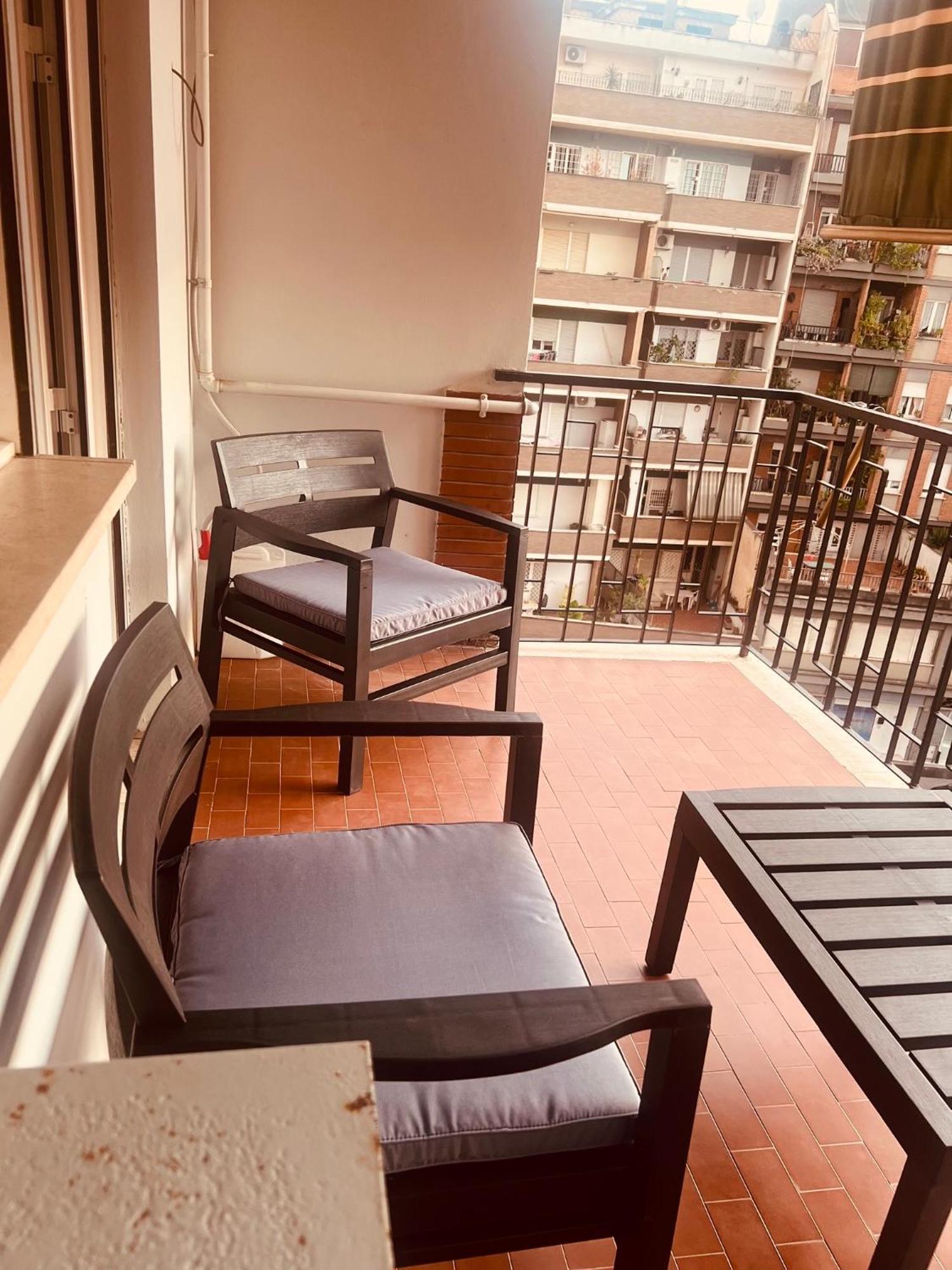 Tiburtina Flam Guest House Рим Экстерьер фото